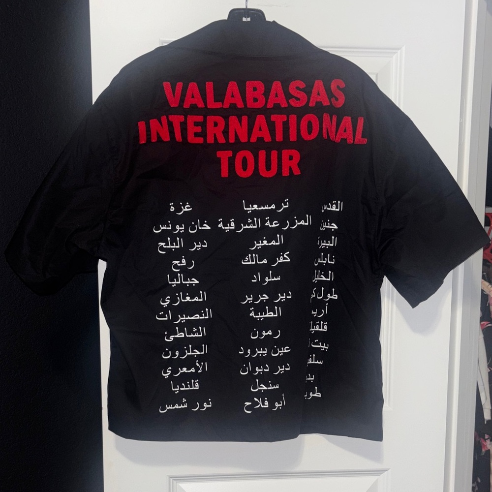Valabasas International Tour Short-Sleeve Shirt - Black/Red